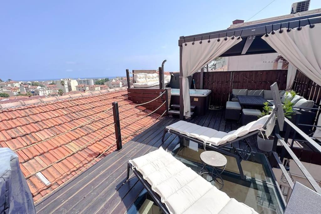 Rooftop, & Breathtaking View Of And Sea * Nice
